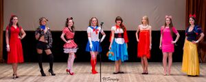 Мисс МИПТ 2012 конкурс костюмов.jpg